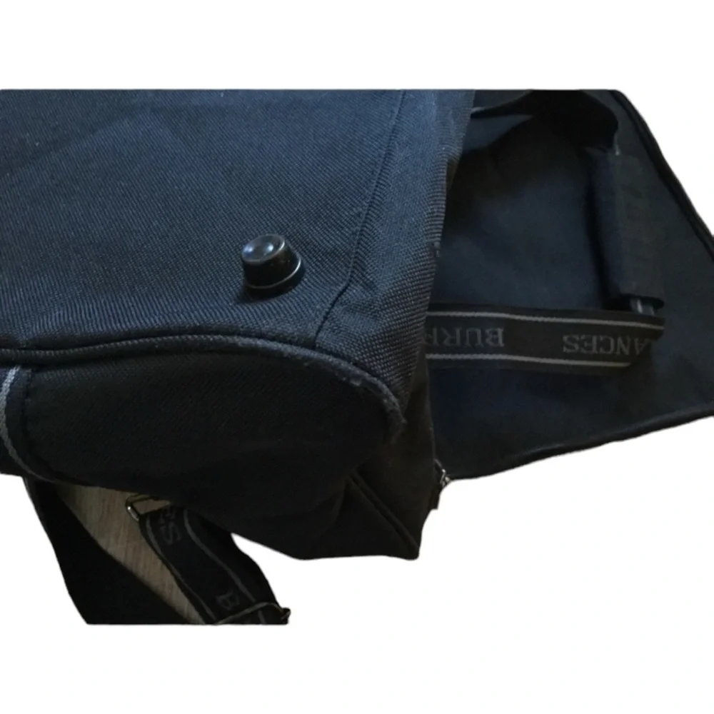 BURBERRY Fragrances Weekender Duffle Bag Black Signature Handles Shoulder Strap - Picture 10 of 13